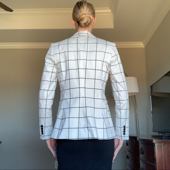 White blazer with black square lines - Picture 3 of 10